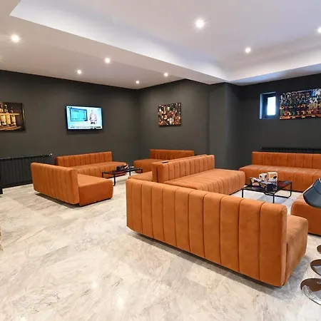 R&b Aparthotel *