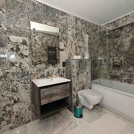 Aparthotel R&b *